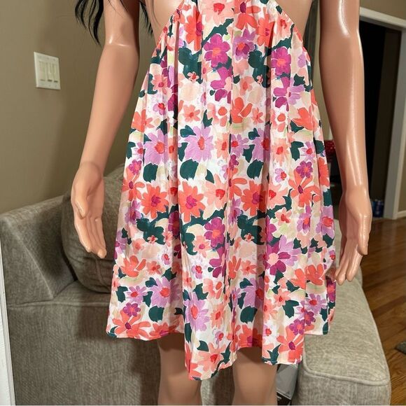 NWT floral vaca open side open back dress - Picture 5 of 12